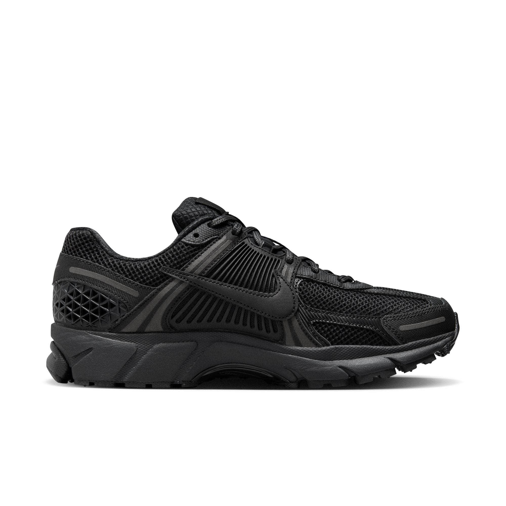 Nike FOOTWEAR Nike Vomero 5 Triple Black - Men's