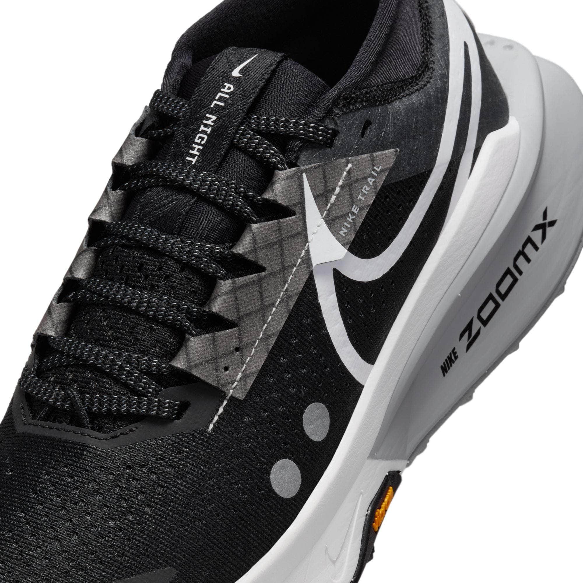 Nike FOOTWEAR Nike Zegama 2 Trail Running - Women's