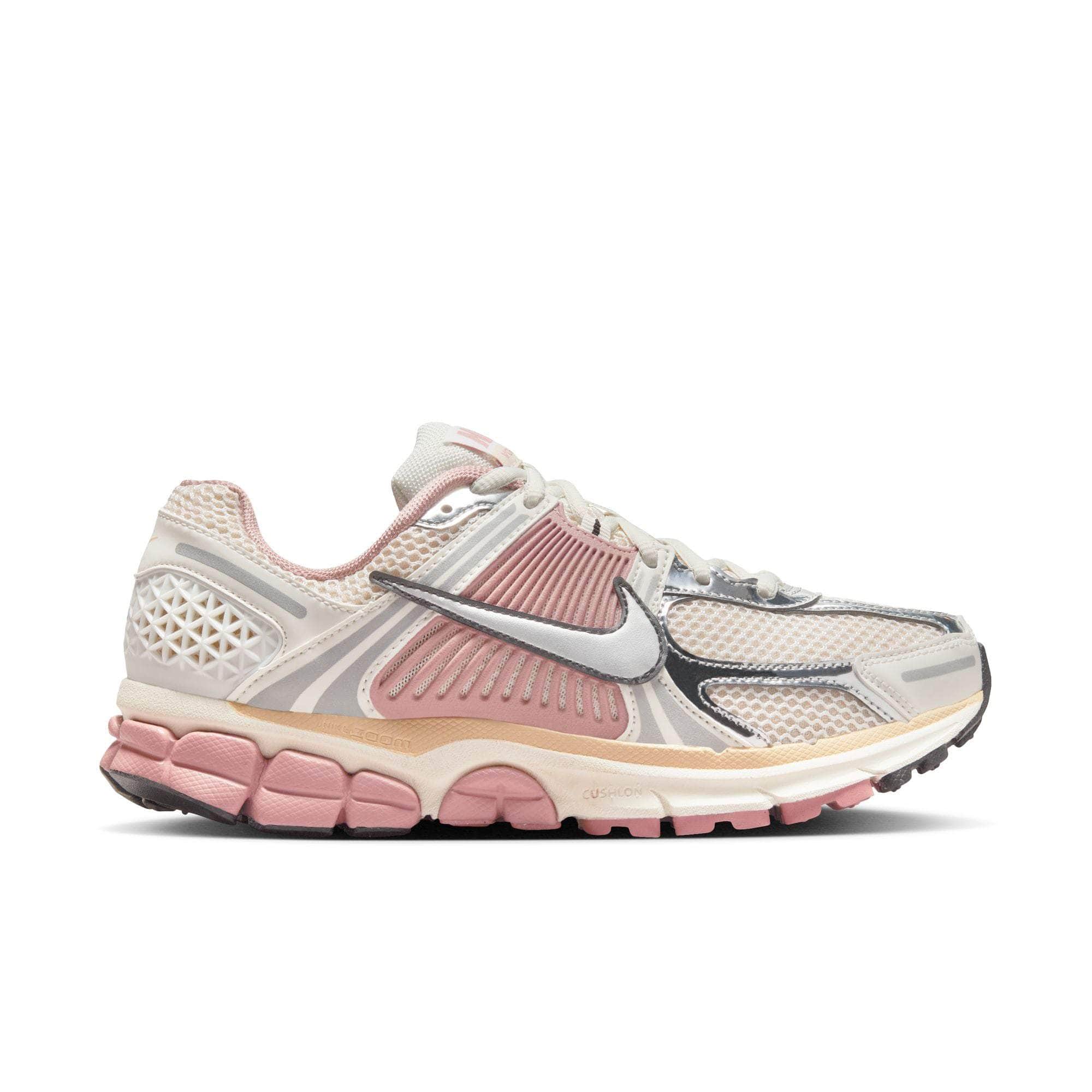 Nike FOOTWEAR Nike Zoom Vomero 5 - Women's