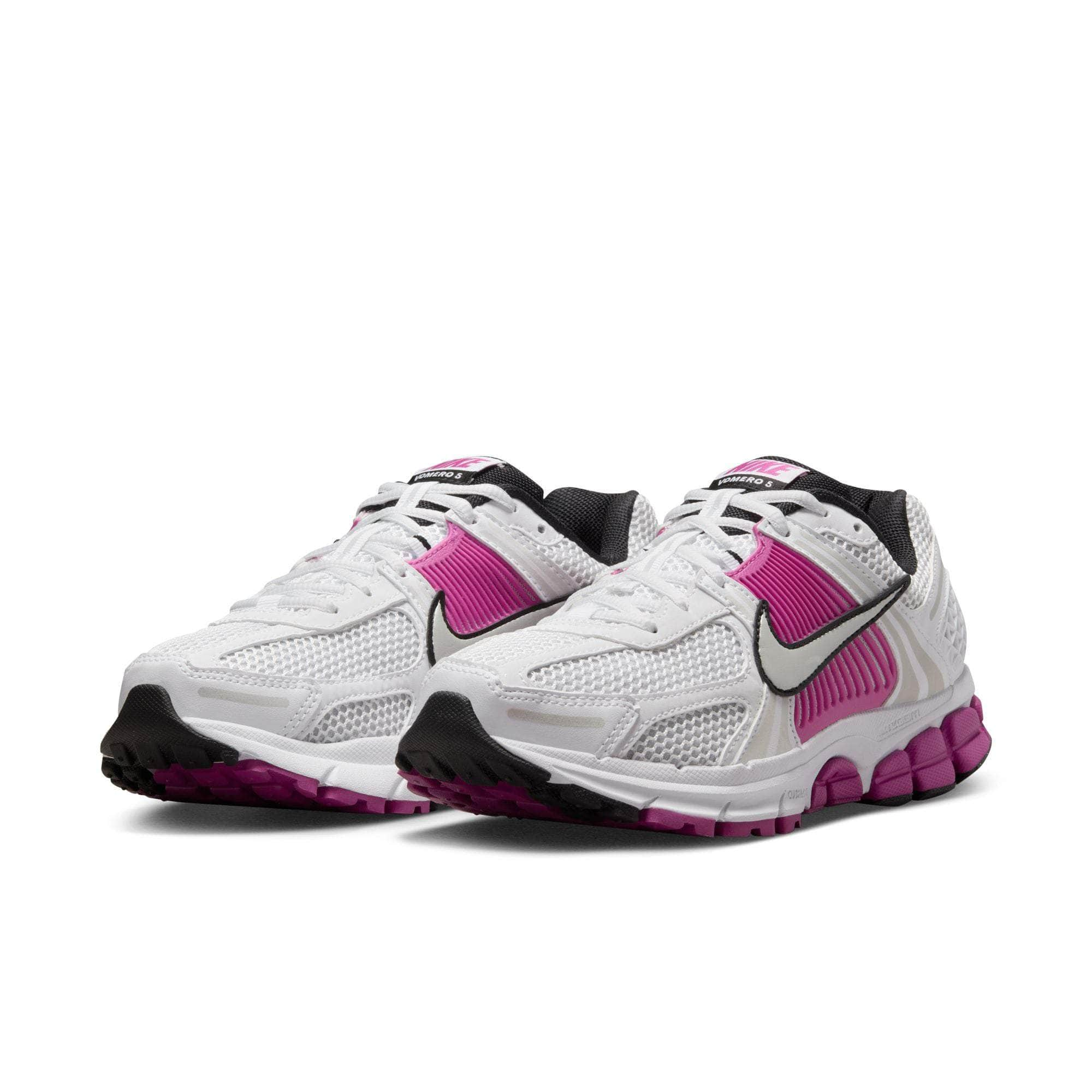 NIKE FOOTWEAR Nike Zoom Vomero 5 - Women's