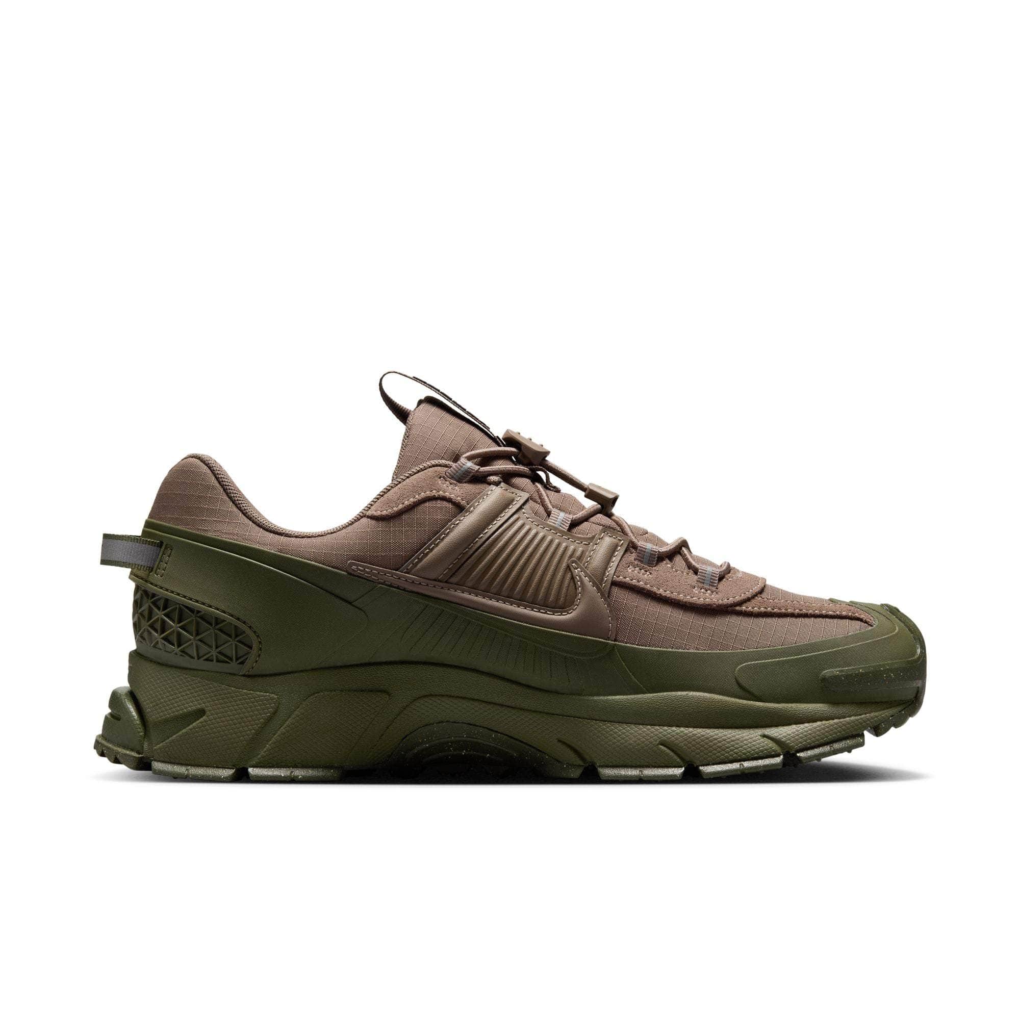 Nike FOOTWEAR Nike Zoom Vomero Roam "Mink Brown Medium Olive" - Men's