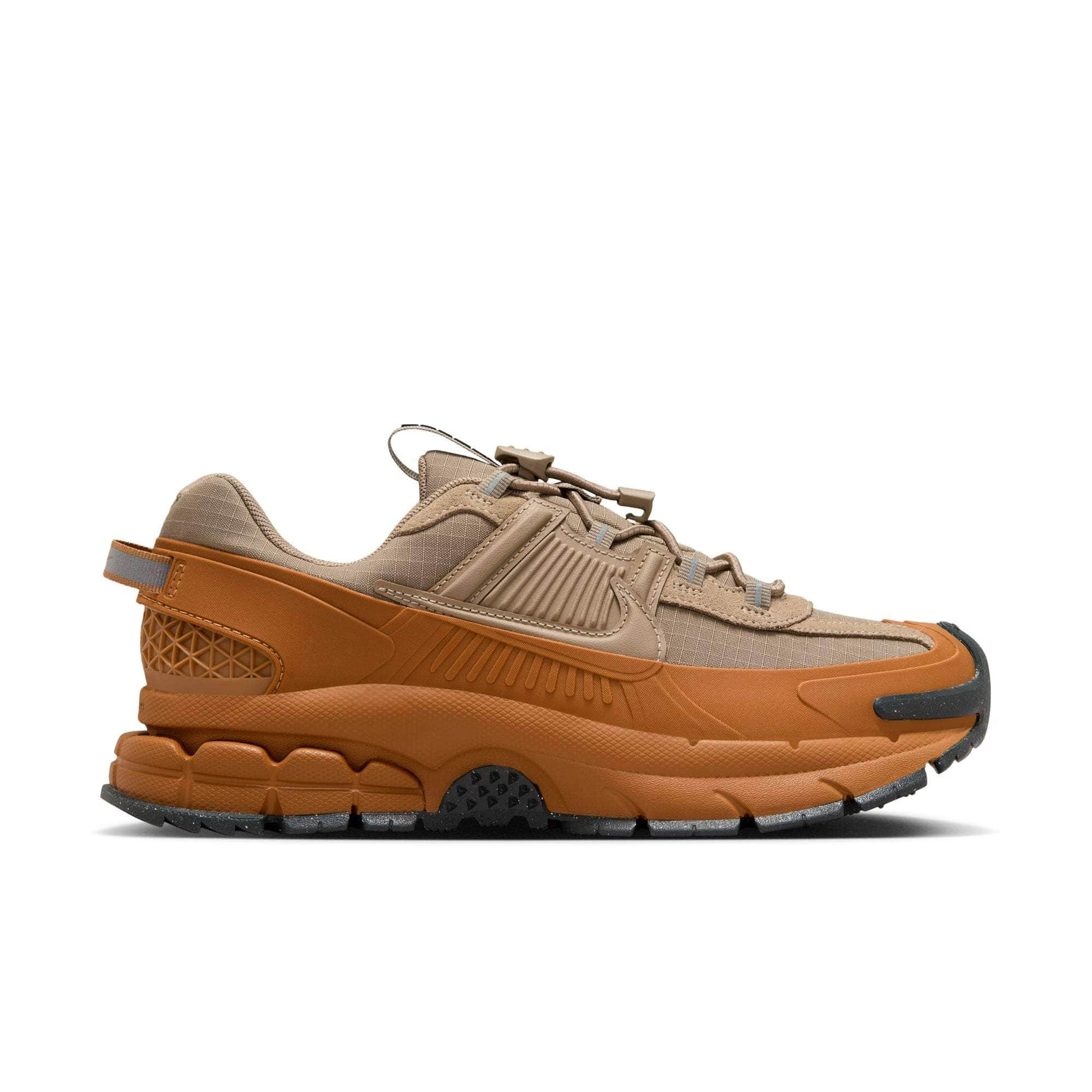 Nike FOOTWEAR Nike Zoom Vomero Roam Winterized "Flax" -  Women's