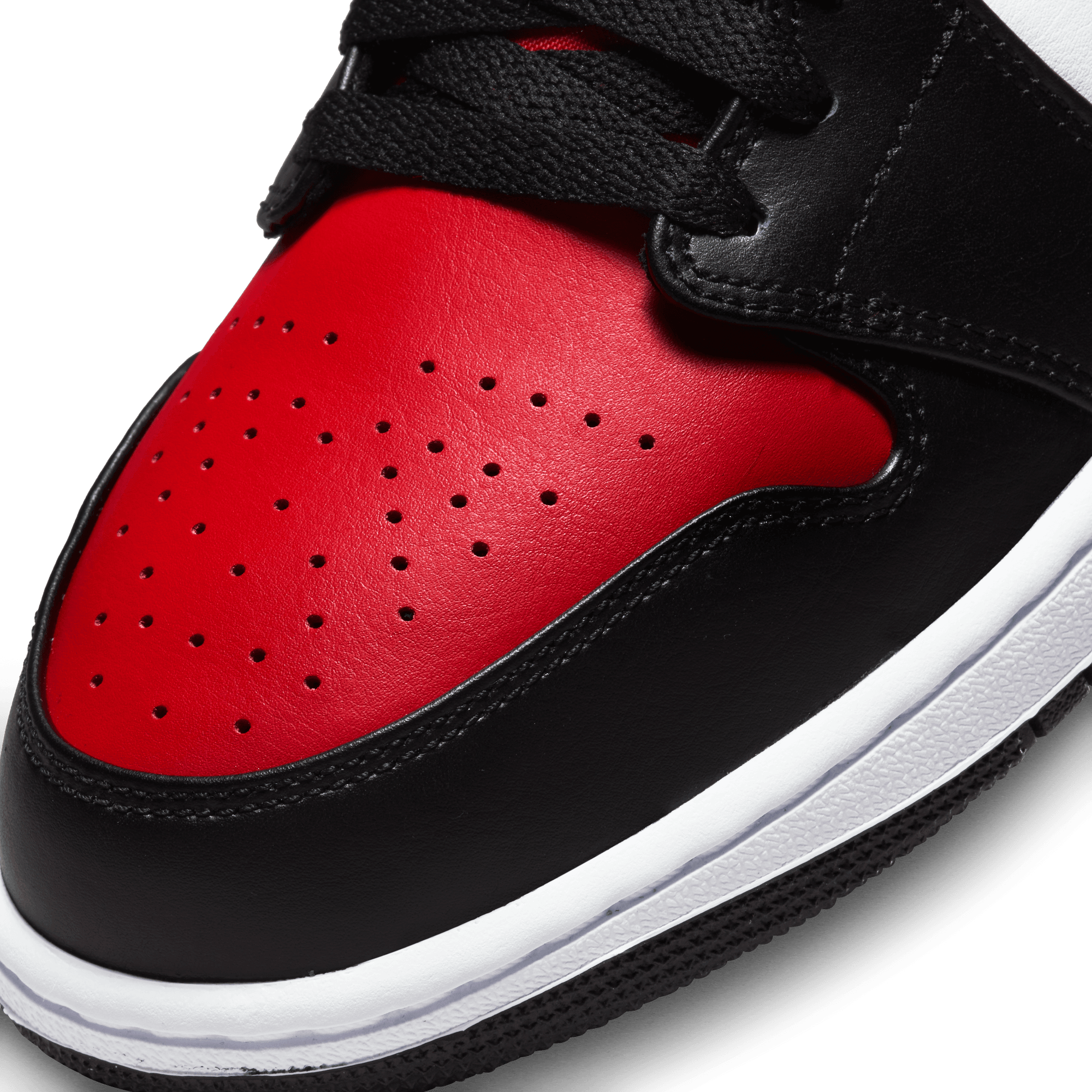 Air Jordan FOOTWEAR Air Jordan 1 Mid Bred Toe - Men's