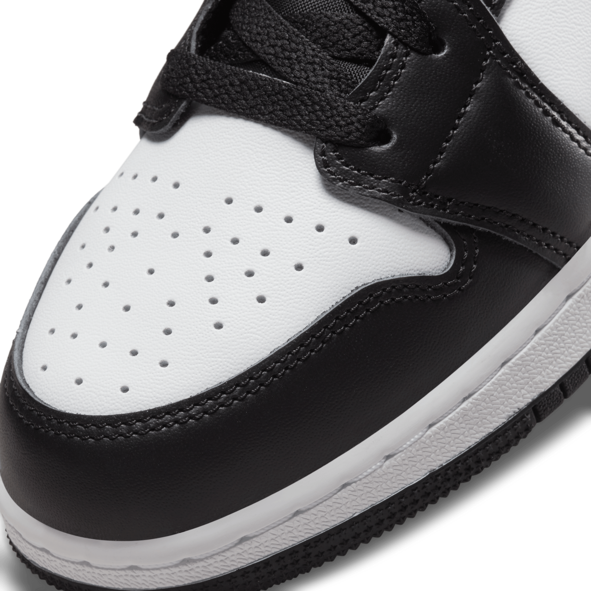 Air Jordan 1 Mid SE Boy s Grade School