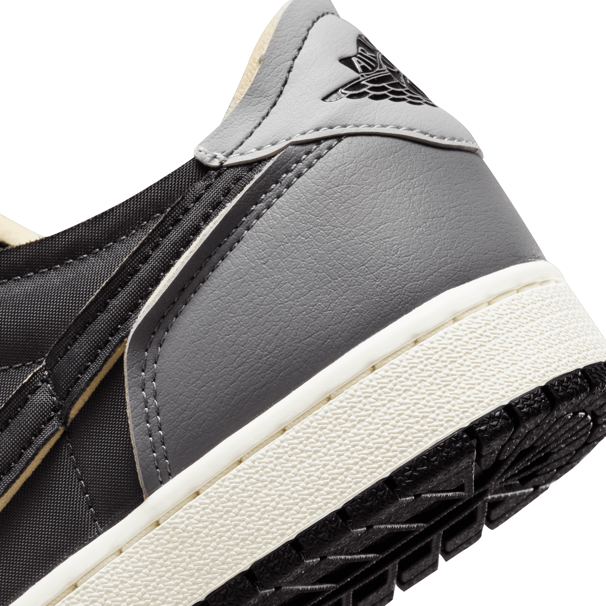 Air Jordan FOOTWEAR Air Jordan 1 Retro Low OG Dark Smoke Grey - Men's