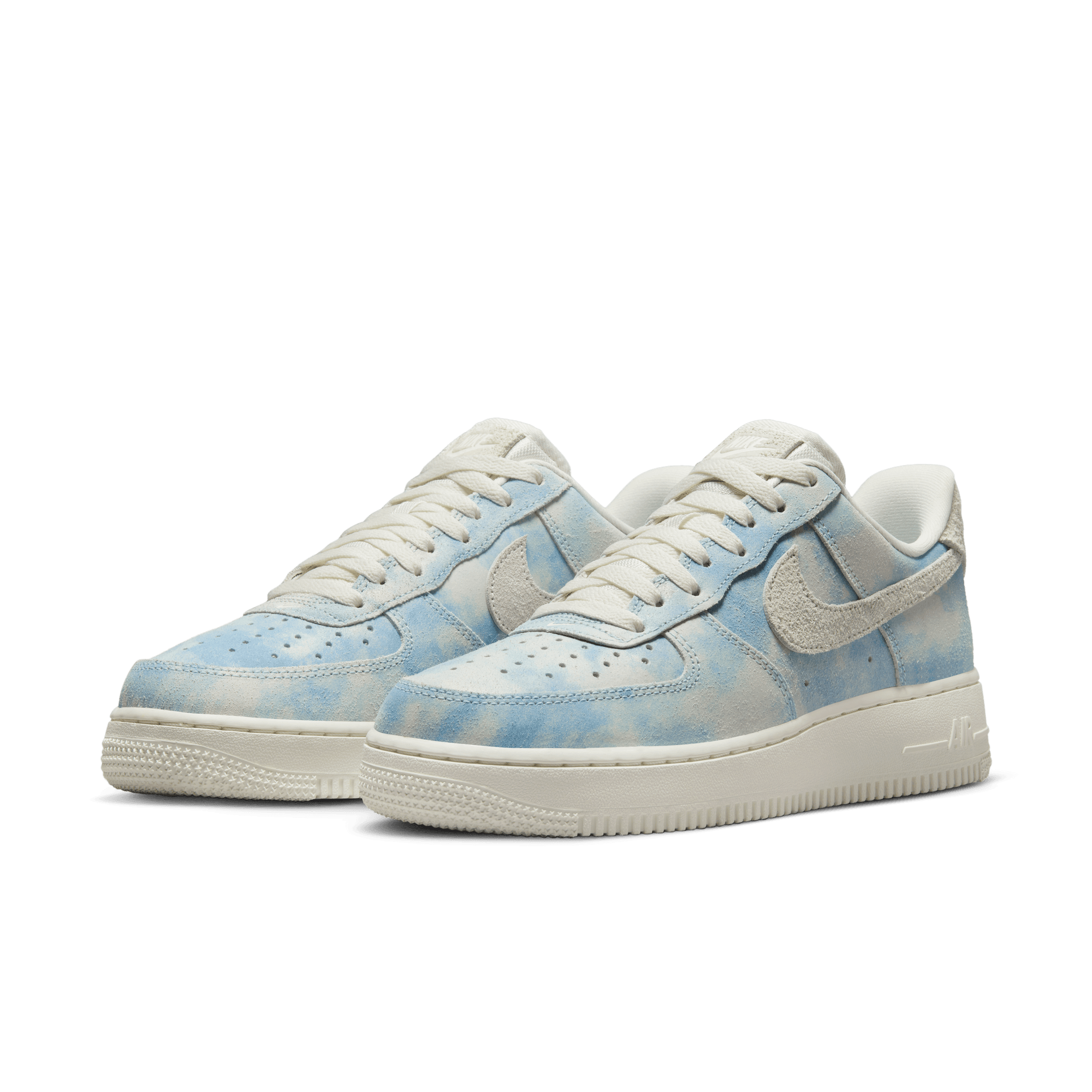 Nike Air Force 1 07 SE Women s