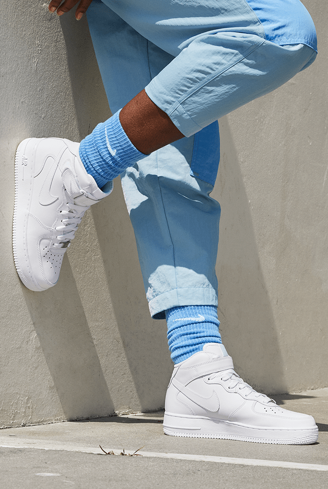 NIKE FOOTWEAR Nike Air Force 1 Mid "Triple White" - Women's