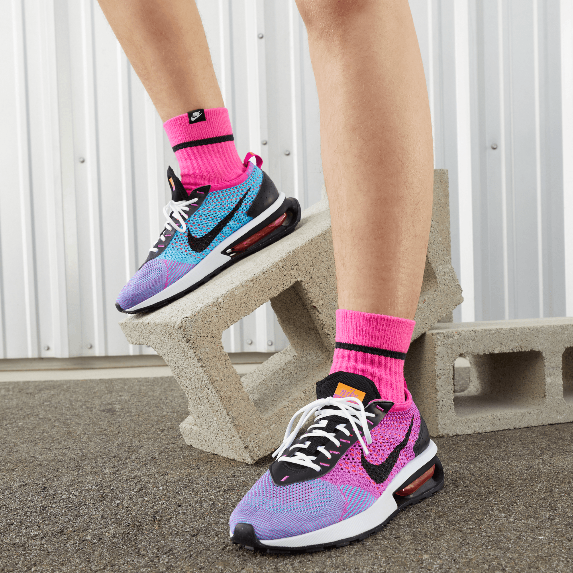 Nike flyknit racer sales female