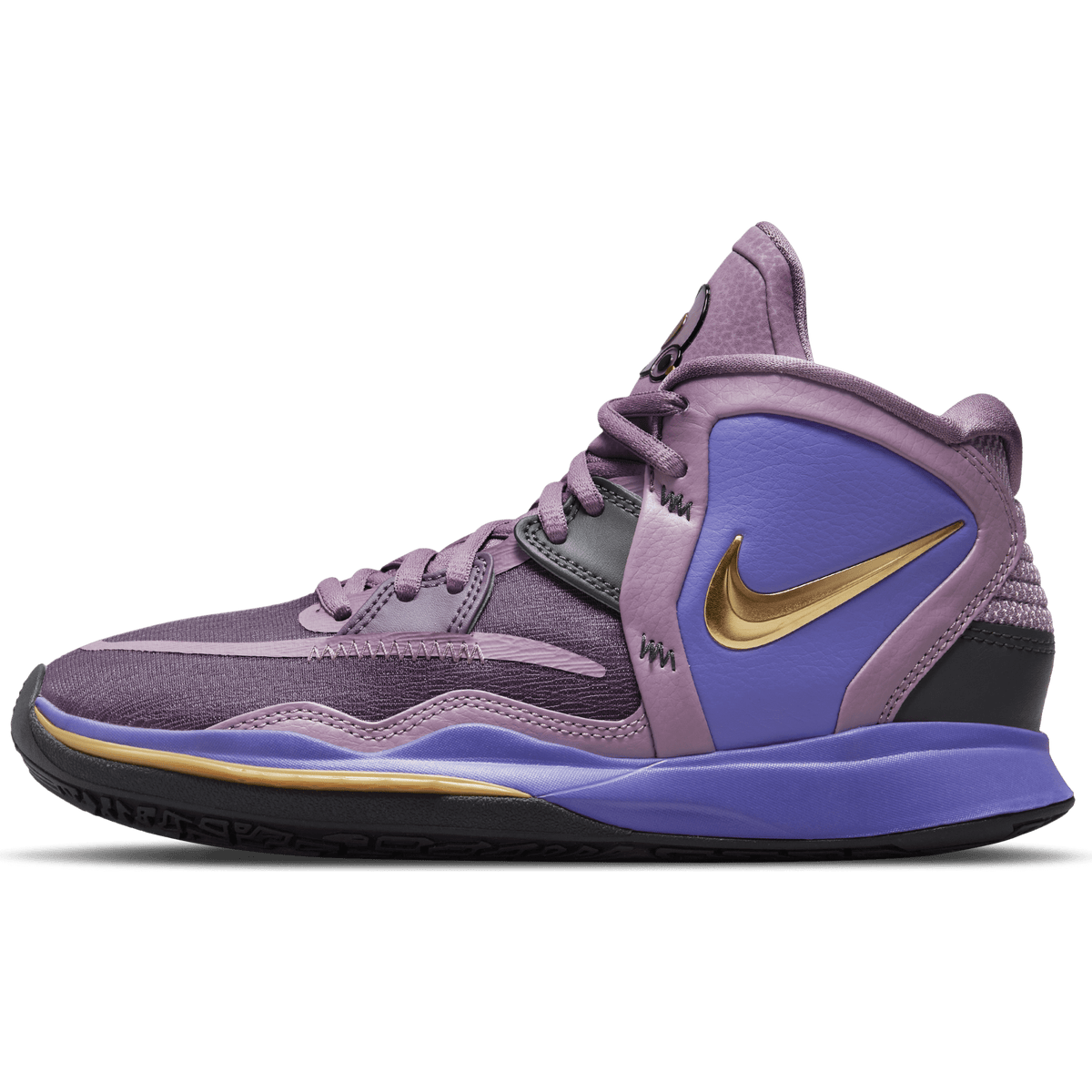 Nike Kyrie Boy s Grade School