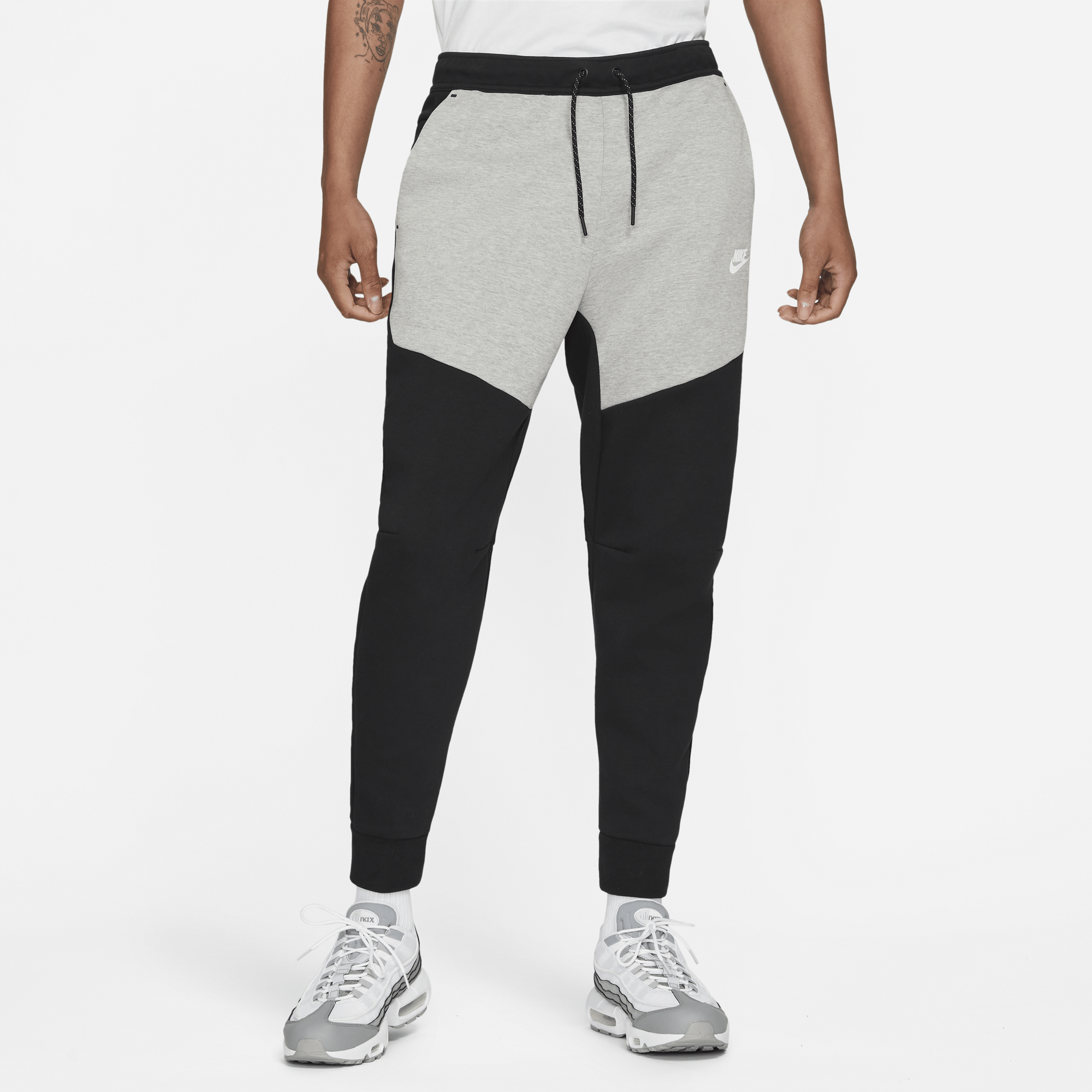 Gray nike discount tech fleece joggers